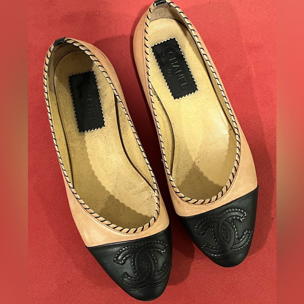 Chanel woman’s flats size 38c